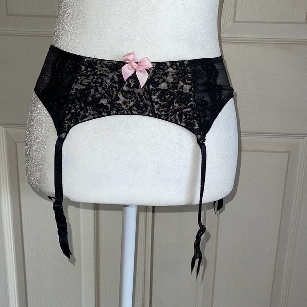 Victoria’s Secret Animal Print Under Black Lace Garter Belt